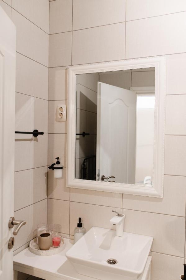 Studio Apartment Bohemia موستار المظهر الخارجي الصورة